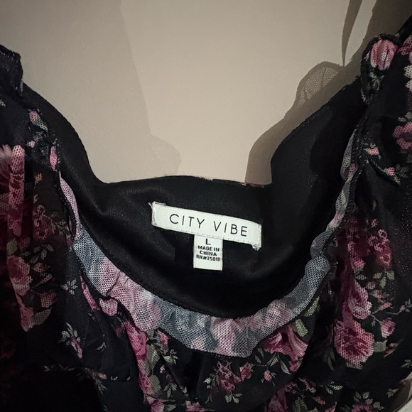 Floral ruched bodycon mini dress NWT - Picture 3 of 4